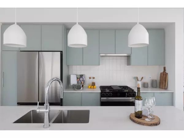 Langley, BC V3A1G1,5330 198 ST #108