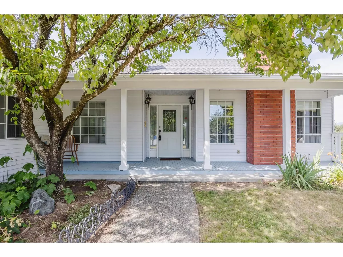 Abbotsford, BC V2S7B1,33033 BANFF PLACE