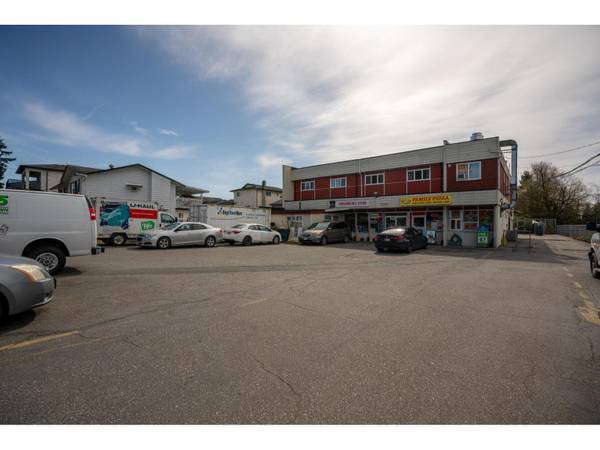 32354 MARSHALL ROAD, Abbotsford, BC V2T1A4