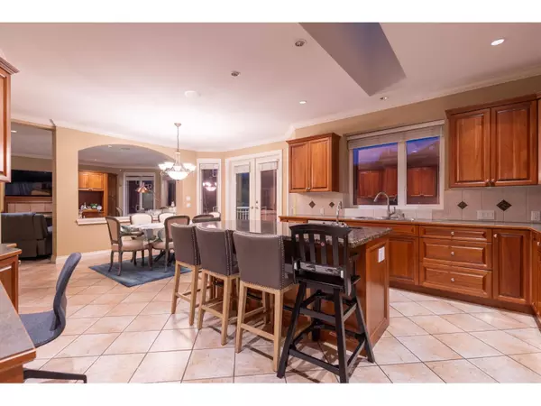 Surrey, BC V4A9V6,2122 138 STREET