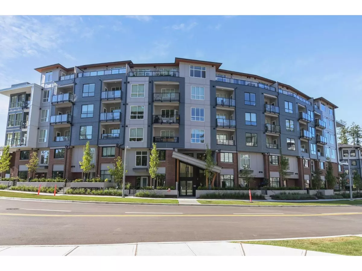 Surrey, BC V4P0J3,3465 146A ST #310