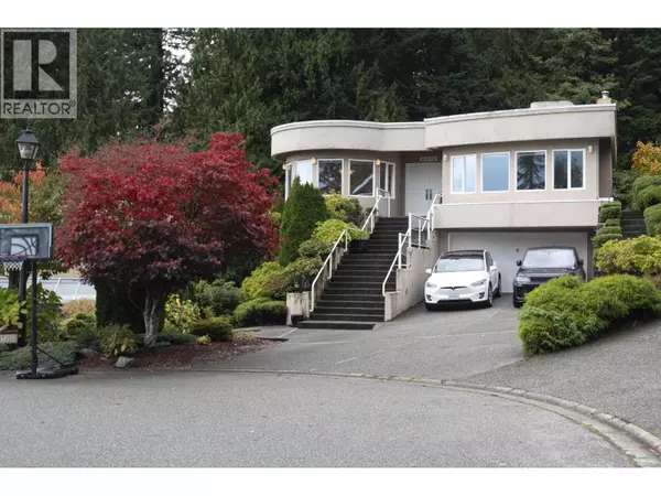 2572 WESTHILL CLOSE, West Vancouver, BC V7S3E6
