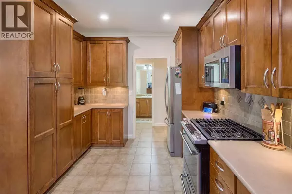 Delta, BC V4K5G5,6105 RIVER RD #1