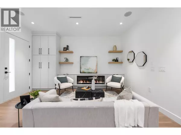 878 East 37 AVE #1, Vancouver, BC V5W1G2