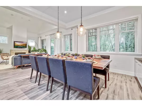 Surrey, BC V3S8K5,3122 160 ST #27