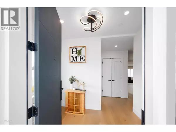 Maple Ridge, BC V4R2T7,23962 120B AVENUE