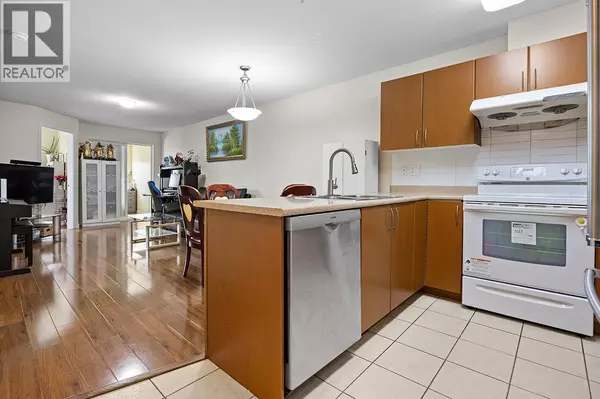 2028 East 37TH AVE #305, Vancouver, BC V5P1G2