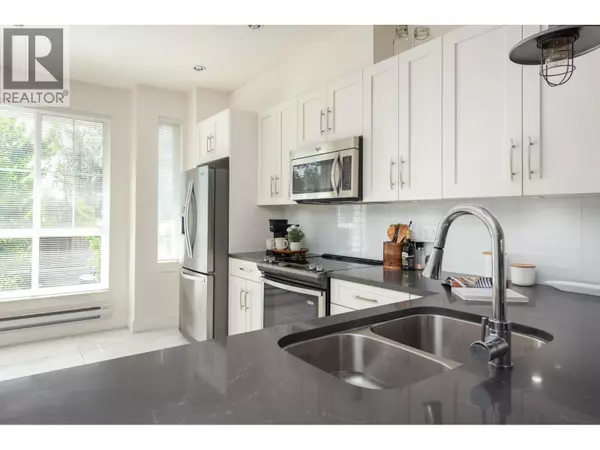 Maple Ridge, BC V2W1Z9,9989 240A ST #8