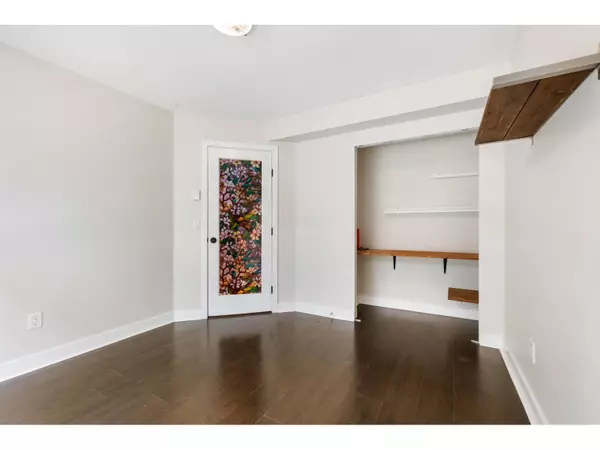 Surrey, BC V3Z6P4,16223 23A #6