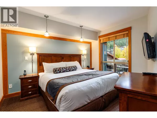 Whistler, BC V8E0N7,2036 LONDON LN #315B