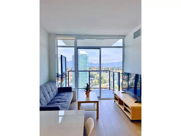 Surrey, BC V3T4Y3,13725 GEORGE JUNCTION #29F