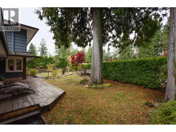 North Vancouver, BC V7R4C8,3440 BLUEBONNET ROAD