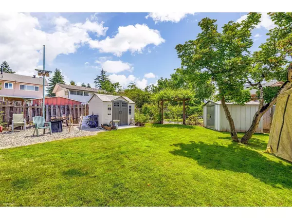 8646 115A STREET, Delta, BC V4C5R9