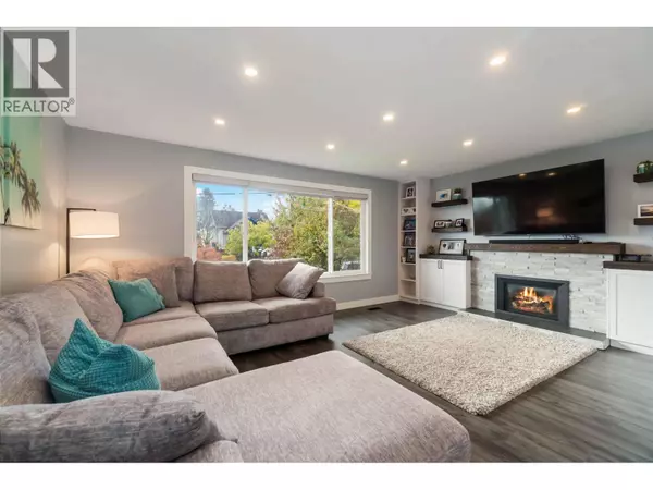 New Westminster, BC V3L3J6,415 ALBERTA STREET