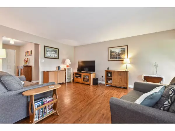 Mission, BC V2V5S6,32438 BADGER AVENUE