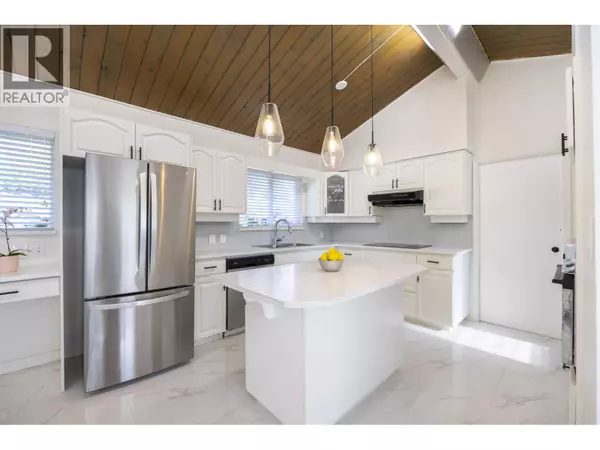 Coquitlam, BC V3C2H7,953 RANCH PARK WAY