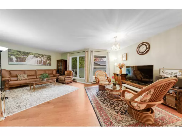 14850 100 #20, Surrey, BC V3R9M4