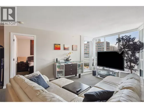 Vancouver, BC V6B0G4,833 SEYMOUR ST #714