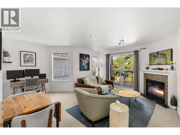 1537 CHARLES ST #202, Vancouver, BC V5L2T2