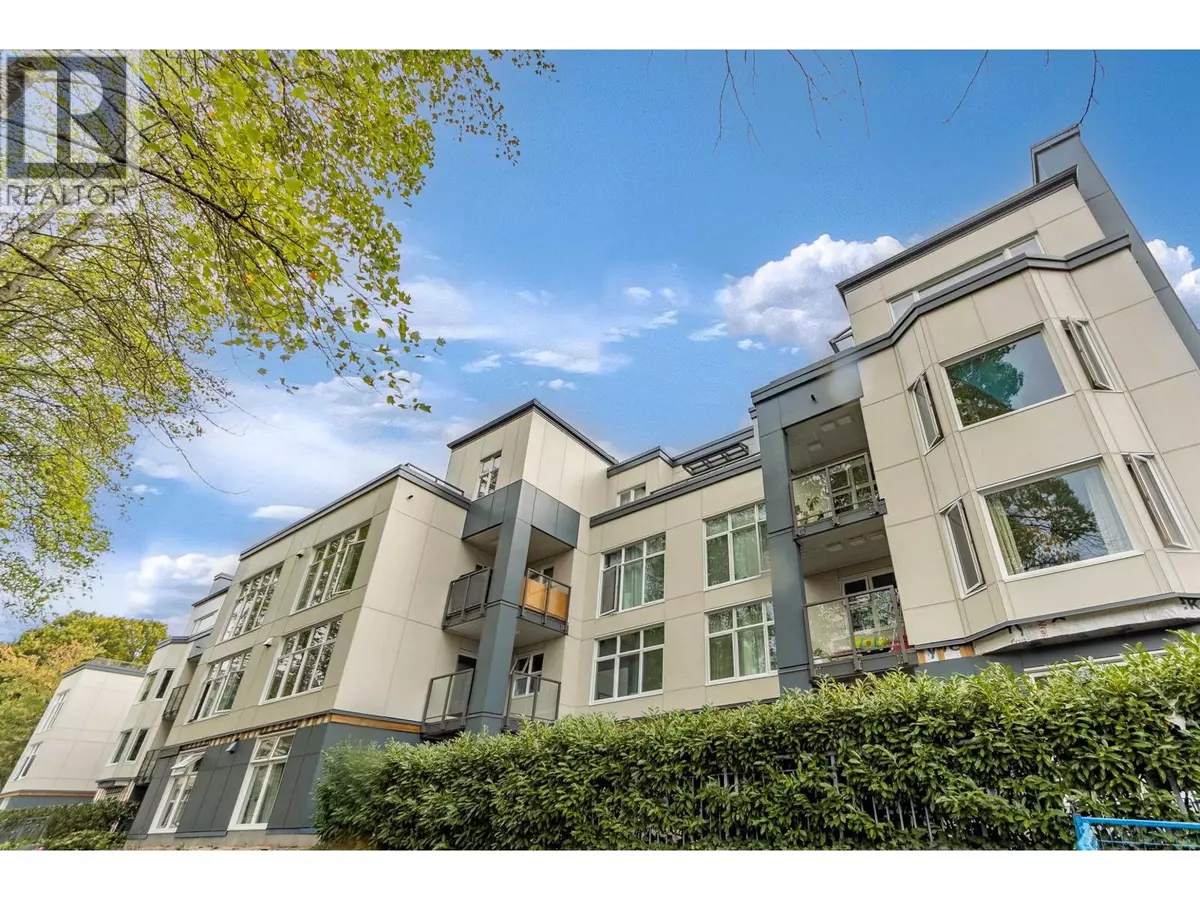 Vancouver, BC V5M4T8,2533 PENTICTON ST #107