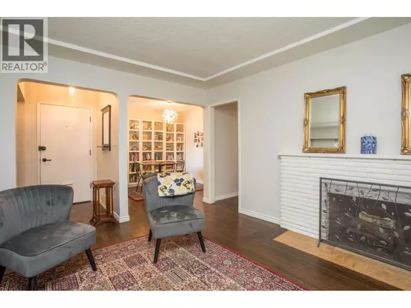 Vancouver, BC V5N2Y6,1688 E 29TH AVENUE