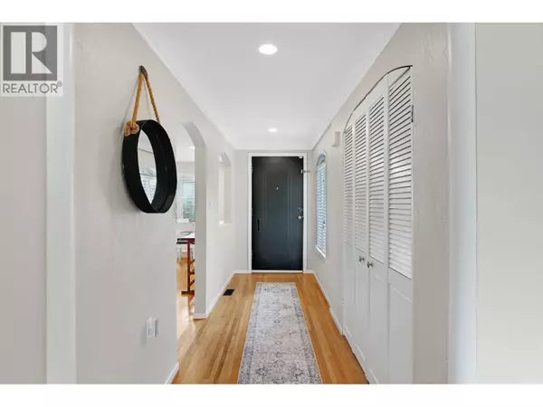 Burnaby, BC V5C1P3,3737 YALE STREET