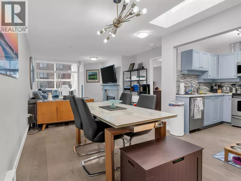 2929 West 4TH AVE #403, Vancouver, BC V6K4T3