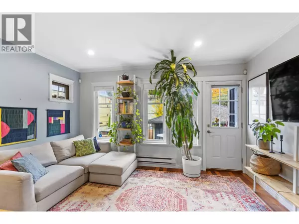 1743 FRANCES STREET, Vancouver, BC V5L1Z5