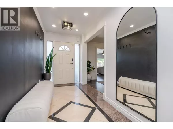 Delta, BC V4M1B8,5365 1ST AVENUE