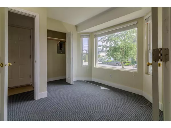 Abbotsford, BC V2T5G1,31279 WAGNER DRIVE