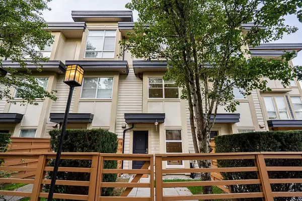 19477 72A #34, Surrey, BC V4N6M2