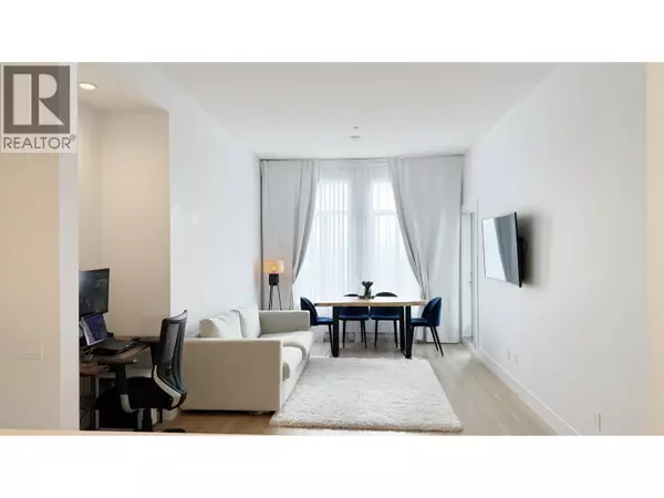 Coquitlam, BC V3K0H3,708 EDGAR AVE #209