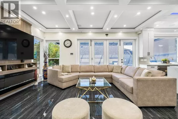 Vancouver, BC V5R2Y9,2798 E 43RD AVENUE