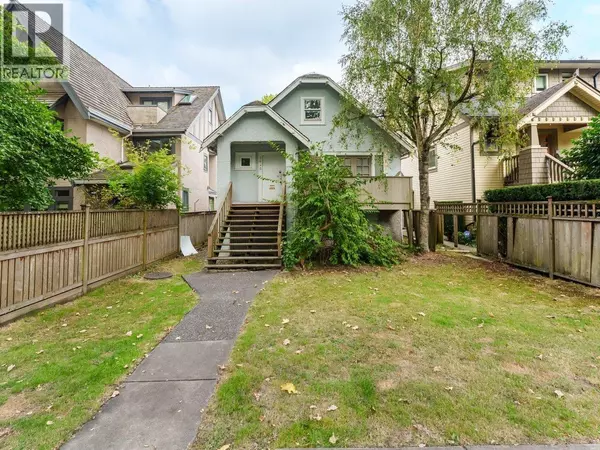 Vancouver, BC V6K1W6,2645 W 6TH AVENUE