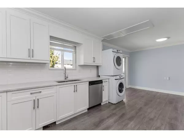 Abbotsford, BC V2T4L7,32317 ADAIR AVENUE