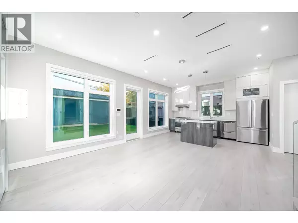 Vancouver, BC V5P2Y1,5350 LANARK STREET