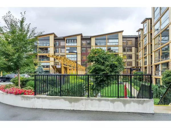 Abbotsford, BC V2T0G7,32445 SIMON AVE #202