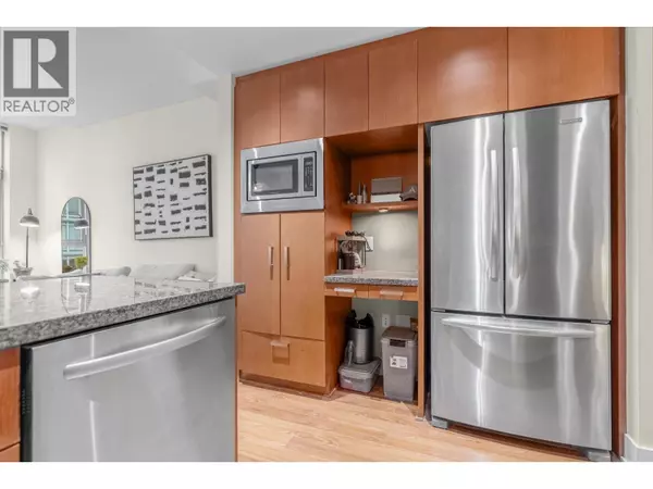 Coquitlam, BC V3B0J5,3008 GLEN DR #2705