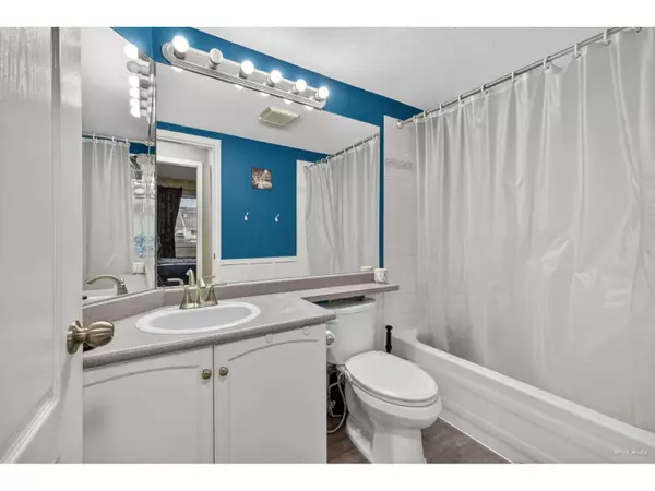 Abbotsford, BC V2T6P6,2958 TRETHEWEY #307