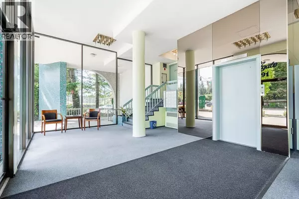 4691 West 10TH AVE #903, Vancouver, BC V6R2J3