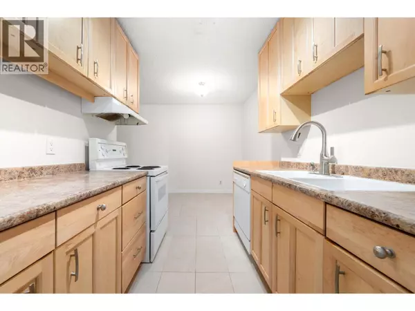 North Vancouver, BC V7P3E3,2012 FULLERTON AVE #119