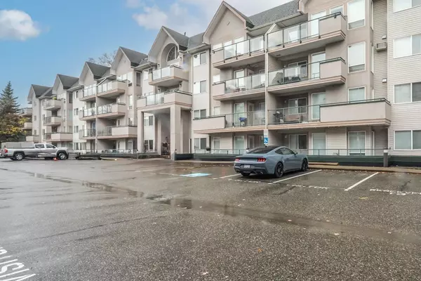 Abbotsford, BC V2S8J5,33738 KING RD #401