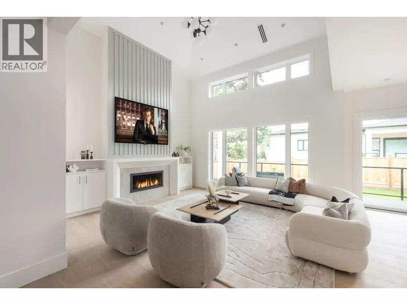 615 NICOLA AVENUE, Coquitlam, BC V3J7W8