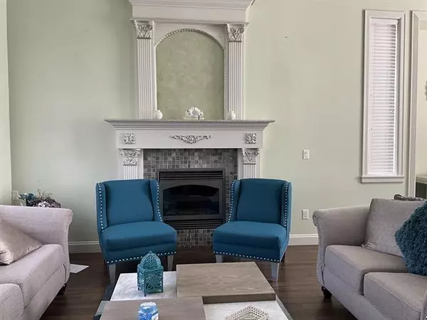 Abbotsford, BC V2T0A4,30914 UPPER MACLURE ROAD