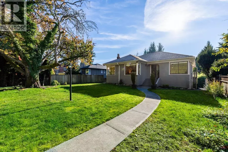 1258 JEFFERSON AVENUE, West Vancouver, BC V7T2B1