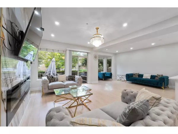 16655 64 AVE #43, Surrey, BC V3S3V1