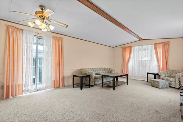 Chilliwack, BC V2P6H4,9055 ASHWELL RD #33