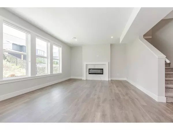 Agassiz, BC V0M1A1,1970 SPARROW HAWK PLACE|Mt Woodside