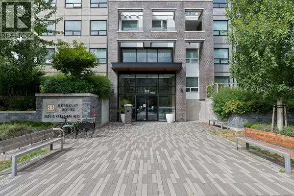 Richmond, BC V6X0V5,9213 ODLIN ROAD