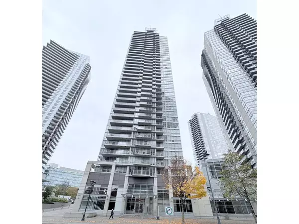 9981 WHALLEY BLVD #2704, Surrey, BC V3T0G6